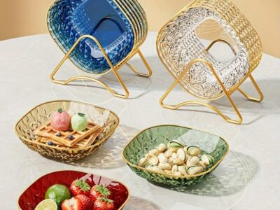 Conjunto de 5 Pratos Quadrados Multicor com Borda Dourada