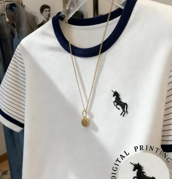 T-shirt Feminina Branca Gola O