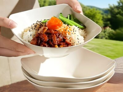 Conjunto de 4 Tigelas Quadradas com Cantos Elevados