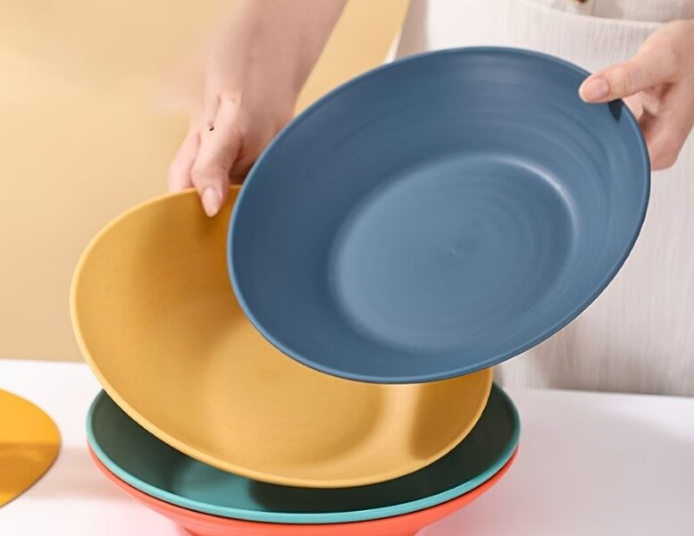 Conjunto de 8 Pratos Fundos Listrados e Inquebráveis