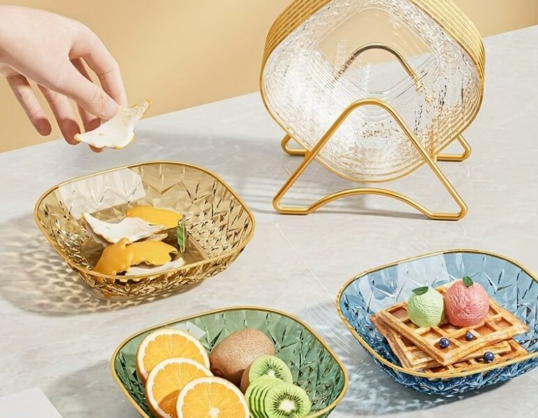 Conjunto de 5 Pratos Quadrados Multicor com Borda Dourada