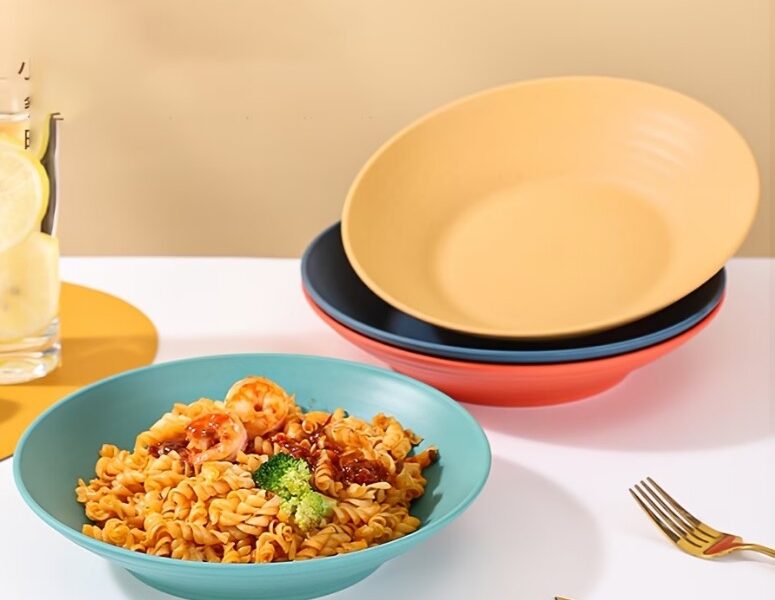 Conjunto de 8 Pratos Fundos Listrados e Inquebráveis