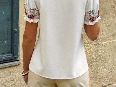 Blusa Cardigã Feminina Floral com Botões e Manga Princesa – Estilo Boho Chic