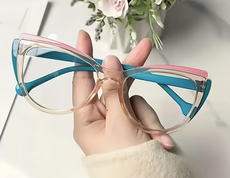 Óculos VOGGY Cat-Eye Color Block – O Segredo para o Look Perfeito