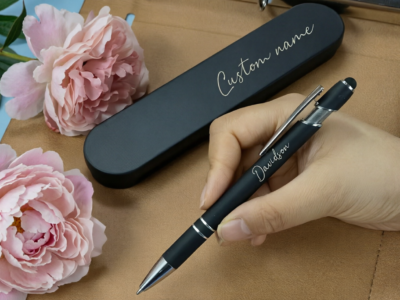 Caneta Personalizada com Nome e Estojo de Presente