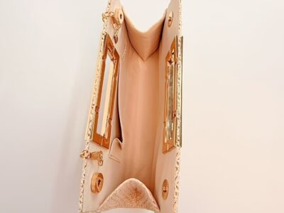 Clutch Straw Luxe – Sofisticação Versátil e Artesanal