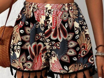 Short Paisley Boho Chic com Franjas e Cintura Alta