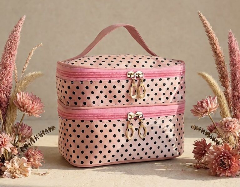 Organizador de Beleza Premium - Bolsa Dupla com Bolinhas Rosas