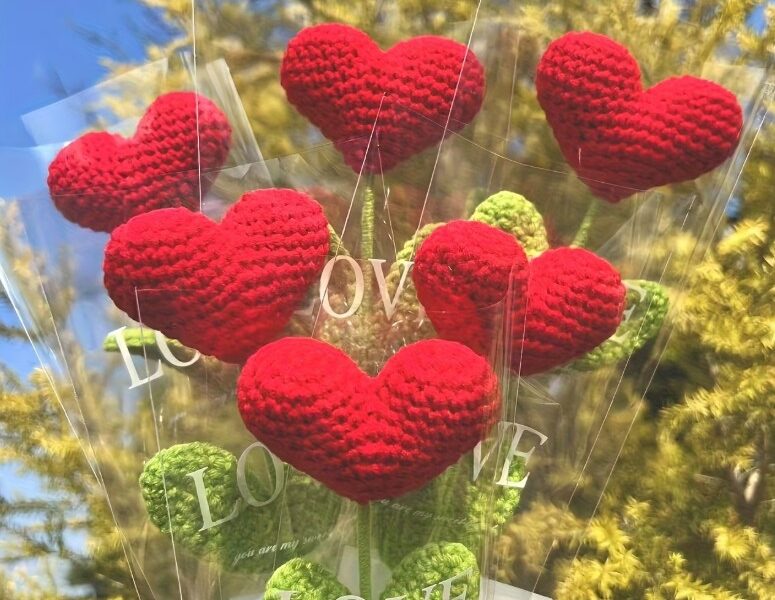 Bouquet de Corações em Crochê (5 Unids)
