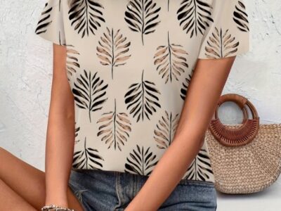 Blusa Feminina Tropical Chic – Estampa de Folhagens