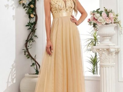 Vestido de Festa Luxo com Lantejoulas Douradas