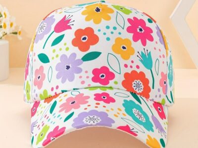 Boné Feminino Floral – Estilo Doce e Versátil