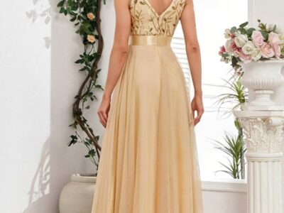 Vestido de Festa Luxo com Lantejoulas Douradas