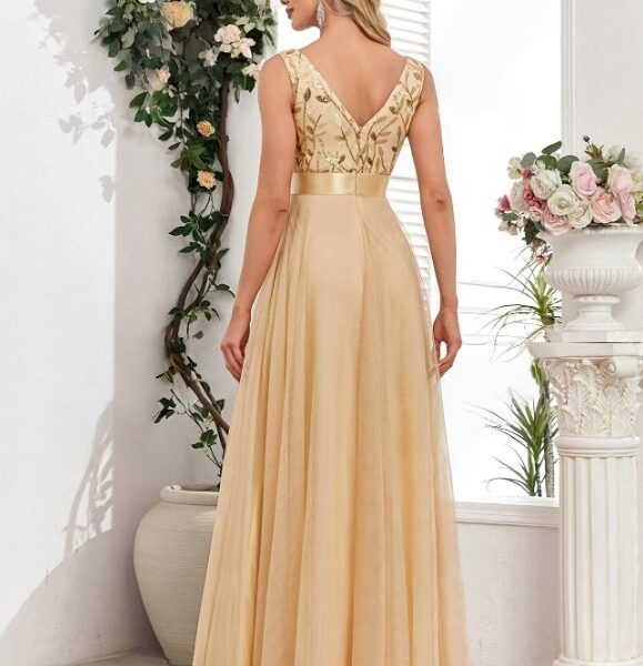Vestido de Festa Luxo com Lantejoulas Douradas
