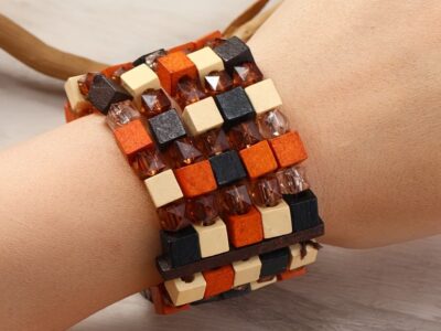 Pulseira de Madeira Artesanal Boêmia
