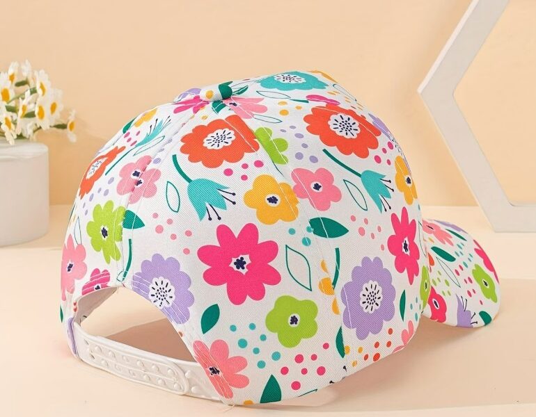 Boné Feminino Floral – Estilo Doce e Versátil