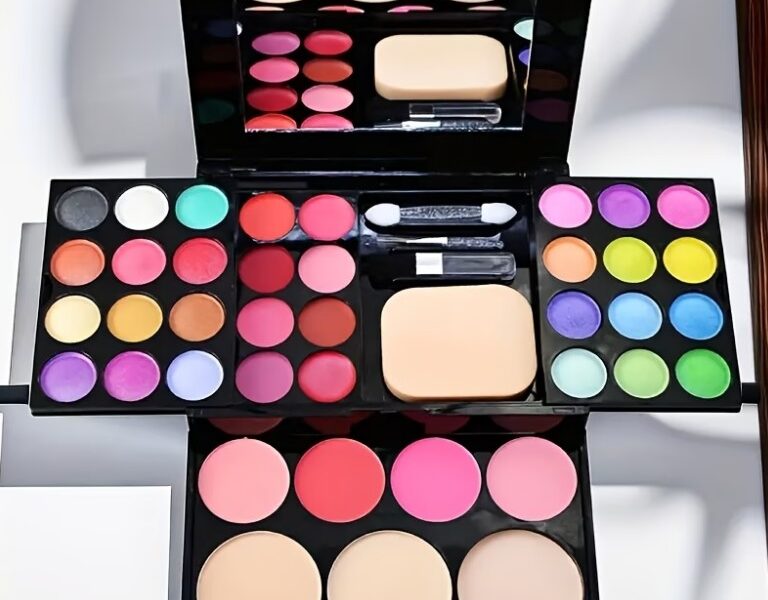 Kit de Maquiagem Multifuncional 39 Cores – O Conjunto Perfeito para Iniciantes