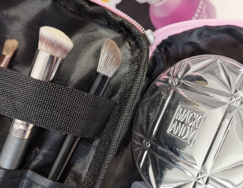 Organizador de Beleza Premium - Bolsa Dupla com Bolinhas Rosas