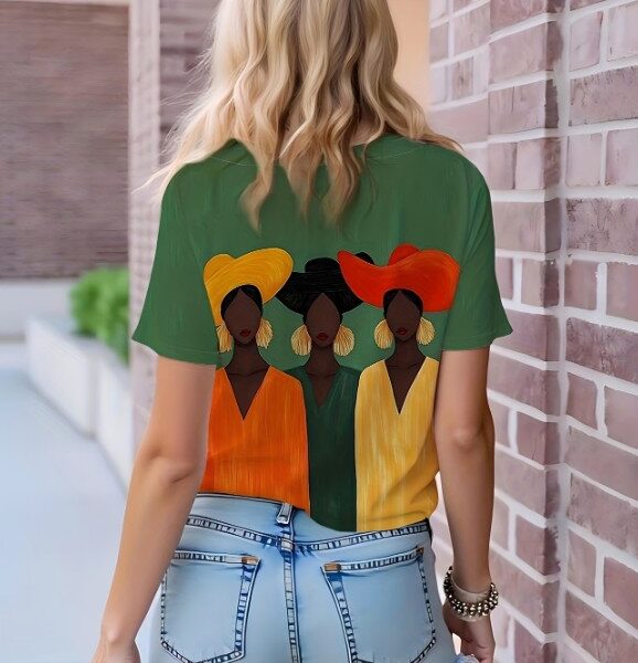 T-shirt Feminina Artística – Estampa Retrô Colorida