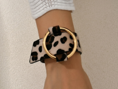 Pulseira de Leopardo com Argola Dourada