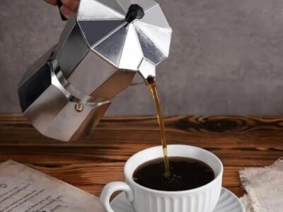 Cafeteira Italiana Tradicional Em Alumínio Moka