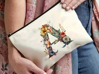 Necessaire Feminina Letra M Floral Bolsa de Maquiagem